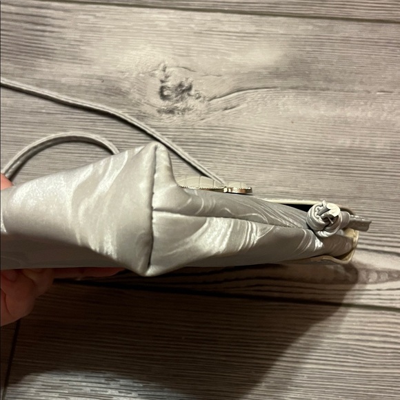 Loungefly Mickey Mouse crossbody bag - Picture 4 of 6